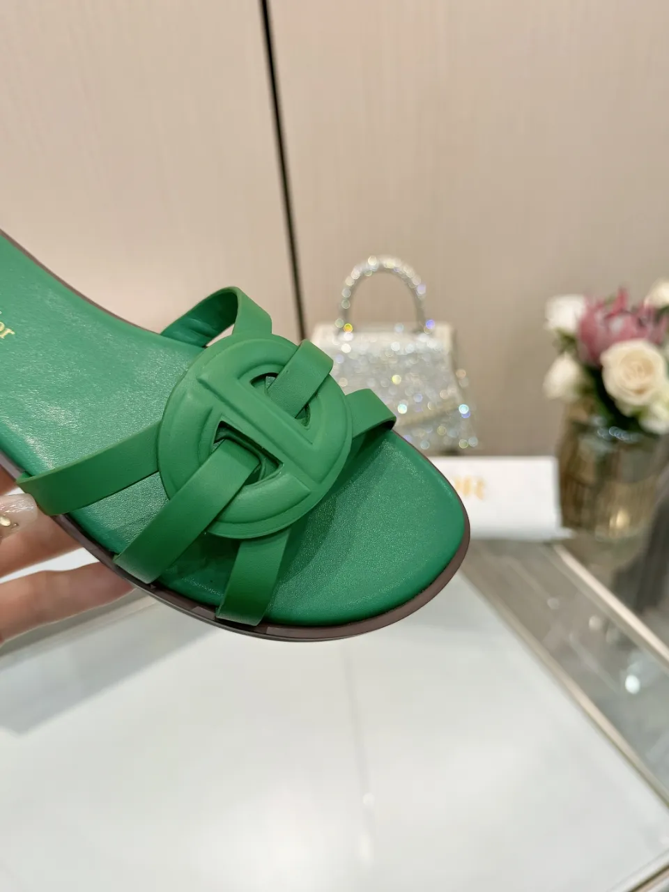 👟👟Ex-factory price 340👟👟 Dior new model, 9 colors available, cowhide fabric, code number 35-42, leather sole +40